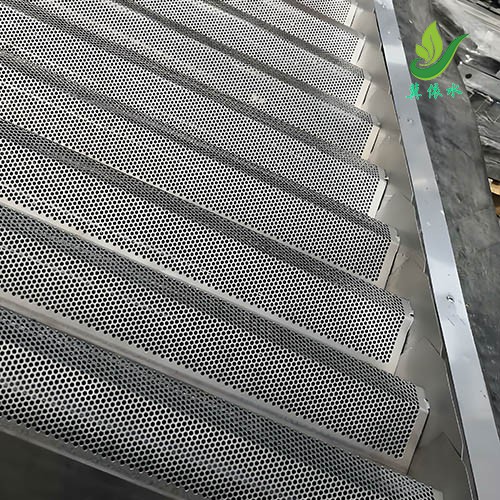网板阶梯格栅清污机
