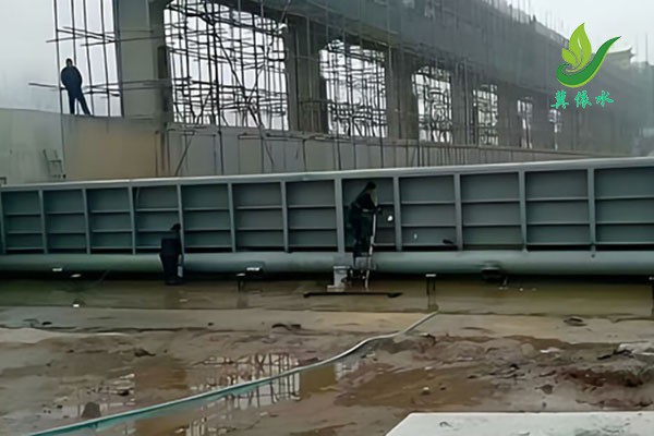 底横轴驱动翻板闸门技术性能参数大全